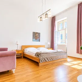 Moderne möblierte 2-Zimmer-Wohnung in Top-Lage, 1160 Wien | 1. Stock | Miete für 1-6 Monate - Foto 1