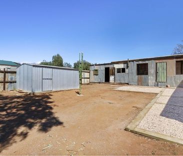 749 Beryl Street - Photo 3