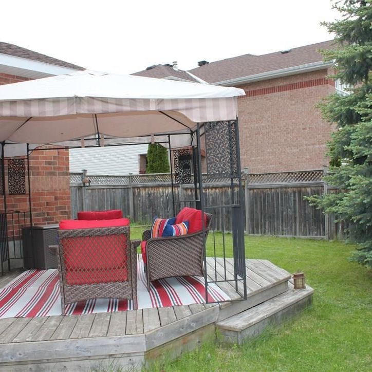 For Lease - 10 Woliston Crescent, Kanata, Ontario - Photo 1