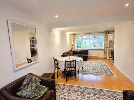 Marlins Turn, HP1 3LL, Hemel Hempstead - Photo 2