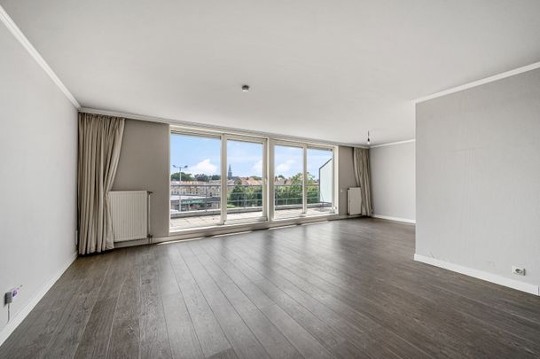 Appartement te huur in Kortrijk - Photo 1