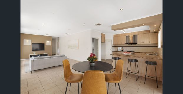 Simply Stunning Modern Living in Prime Oakwood Estate - Photo 1