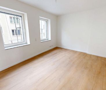 Stilvolle 5-Zimmer-Maisonettewohnung mit Dachterrasse in bester Inn... - Photo 1