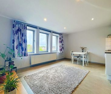 Appartement te huur in Gent voor € 675 met 1 slaapkamer - Photo 2