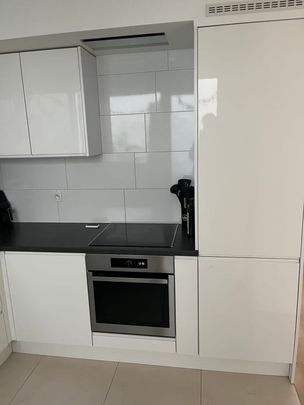 Appartement te huur - Photo 1