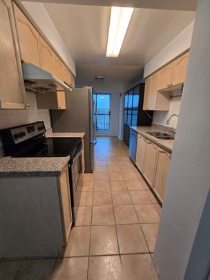 For Lease - 3 Ellesmere Street Unit# 520, Richmond Hill, Ontario - Photo 1