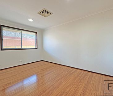 149 Desborough Road, Colyton NSW 2760 - House For Rent | Domain - Photo 5