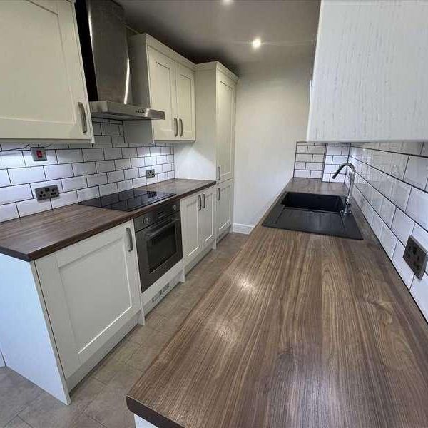 College Road, Southwater, Horsham, RH13 - Photo 1