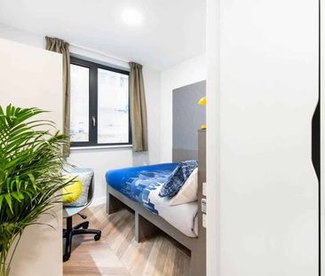 Premium En Suite - Photo 6