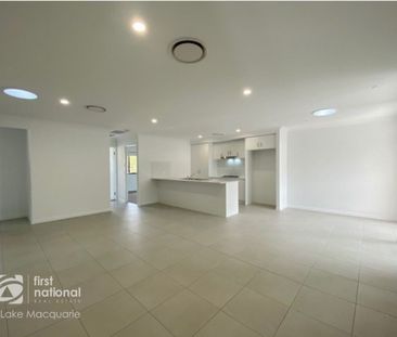 Well Presented Three Bedroom Home - Photo 1