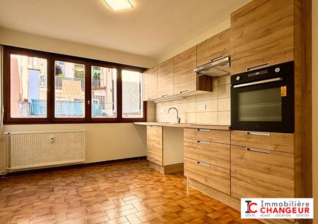 Location Appartement 3 pièces 81m² - Photo 2