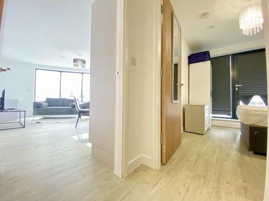 65 Furness Quay, SALFORD - Photo 1