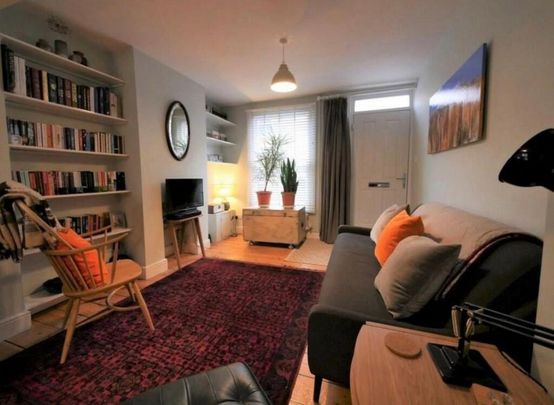 3 bedroom terraced house to rent - Photo 1