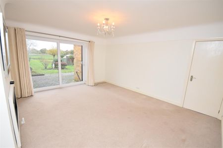 Oxford Drive, Thornton Hough - Photo 3