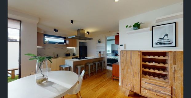 Stylish living! - Photo 1