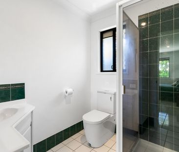 Your Tropical Oasis Awaits - Photo 1