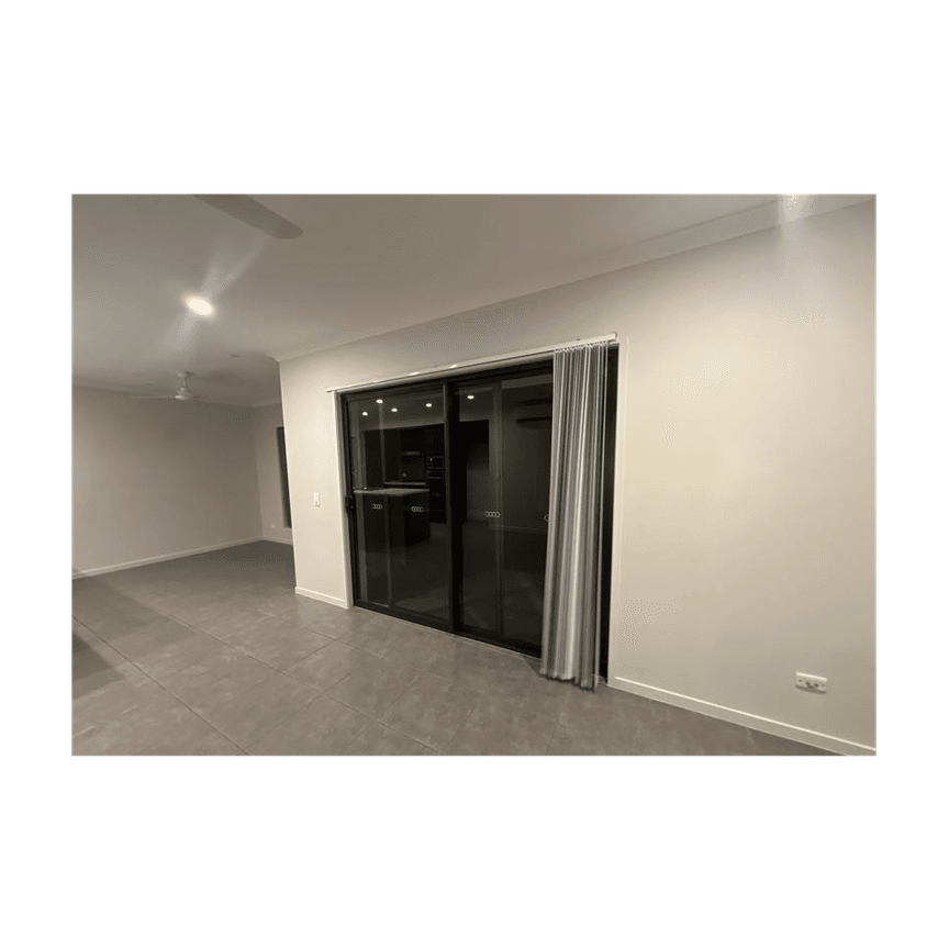 Low-Maintenance Townhouse Living - Photo 1