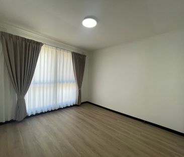 Fully Renovated 2-Bedroom Unit - Photo 6