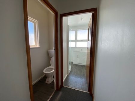 Kiwi Street, Camberley - Photo 5