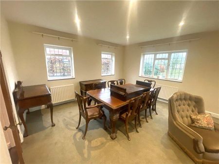 4 bedroom detached house to rent - Photo 4