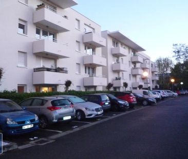 Appartement à louer 3 pièces 67.3m² - Photo 2