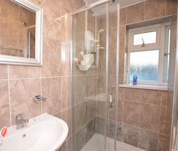 Studio to rent - Photo 6