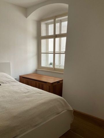 Charmante Altbau-Wohnung mit Loggia und eigenem Garten - Photo 5