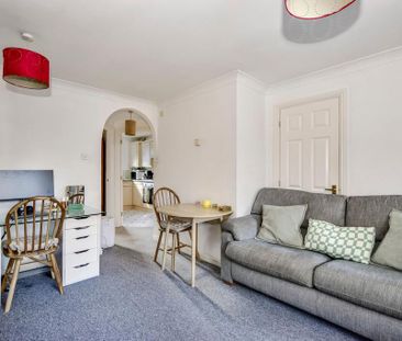 1 bedroom property to rent - Photo 3