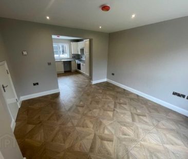705, A Pinebank, Tullygally, Craigavon, BT65 5DA - Photo 2