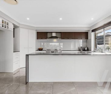 Your Next Move. - Photo 4