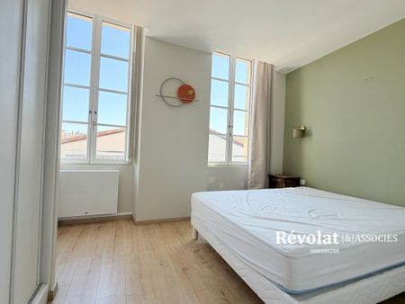 Location Appartement 3 pièces 72m² BORDEAUX 33000 - Photo 3