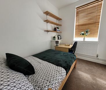 3 Bedroom, 11 Vecqueray Street – Student Accommodation Coventry - Photo 5