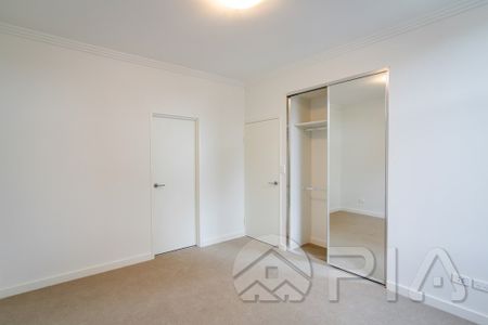 202/52 Loftus Street TURRELLA - Photo 2