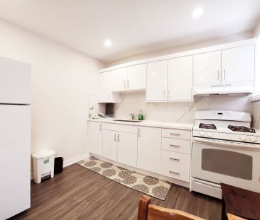 For Lease - 309 Oakwood Avenue, Toronto, Ontario - Photo 6