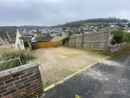 2 bedroom semi-detached bungalow to rent - Photo 3