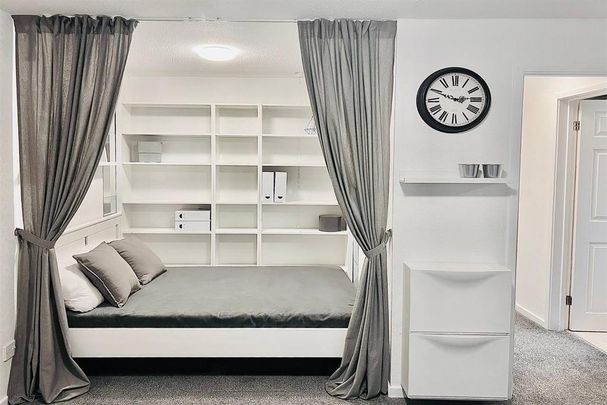 Studio to rent - Photo 1
