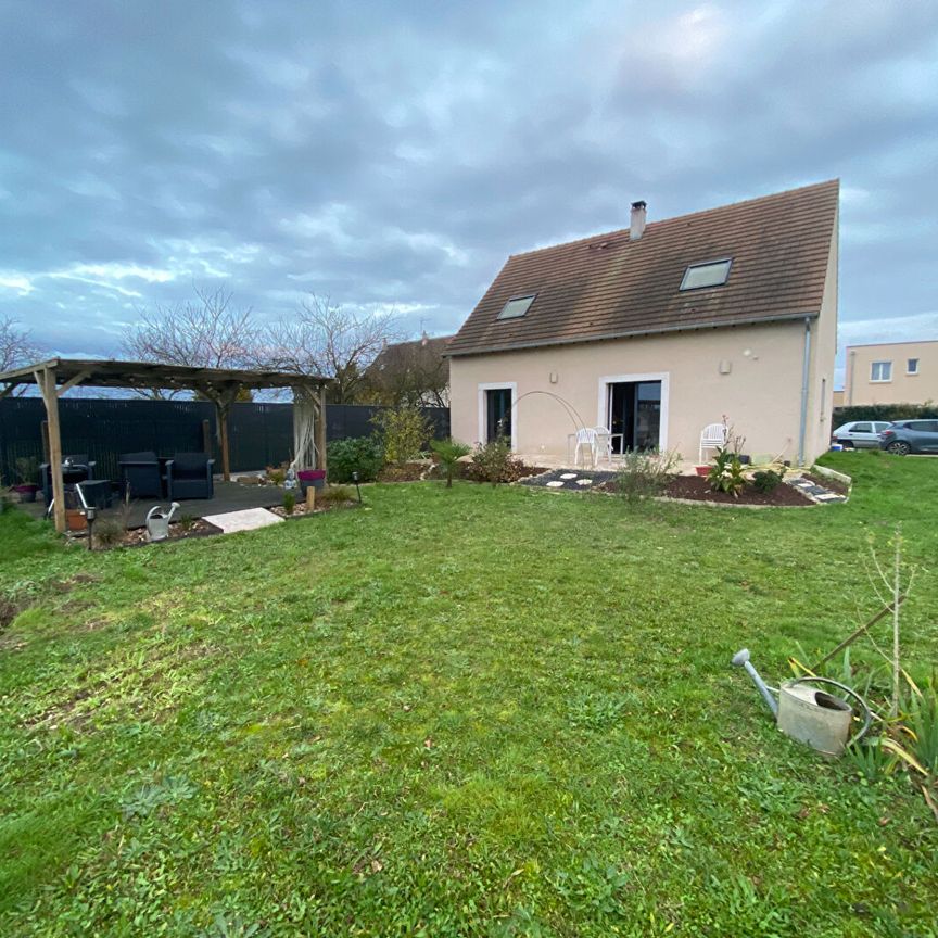 Location maison 5 pièces, 130.00m², Vineuil - Photo 1