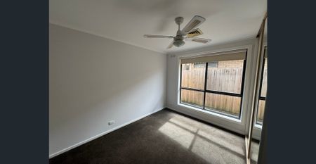 3 BEDROOM FAMILY HOME - Photo 3