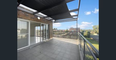 Modern and Spacious Two Bedroom Unit - Photo 5