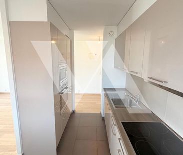 For rent – 3-room apartment with terraces, in the heart of Gland - Photo 3