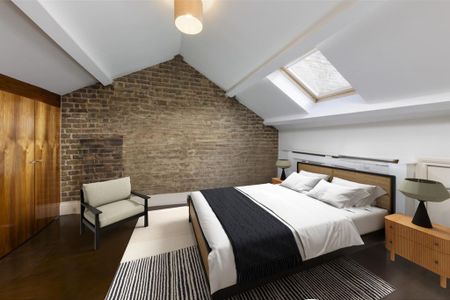 3 bedroom flat to rent - Photo 4