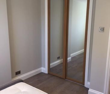 1 Bed Flat, Paynesfield Avenue, SW14 - Photo 4