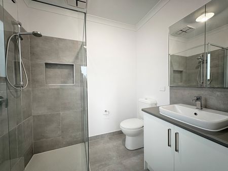 Comfort, Convenience and Added Practicality on the Cusp of East Geelong - Photo 3