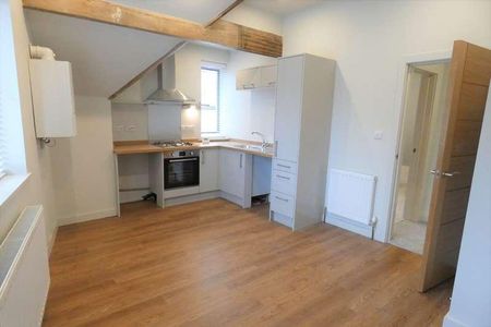 New Bank Apt, Hebden Bridge, HX7 - Photo 2