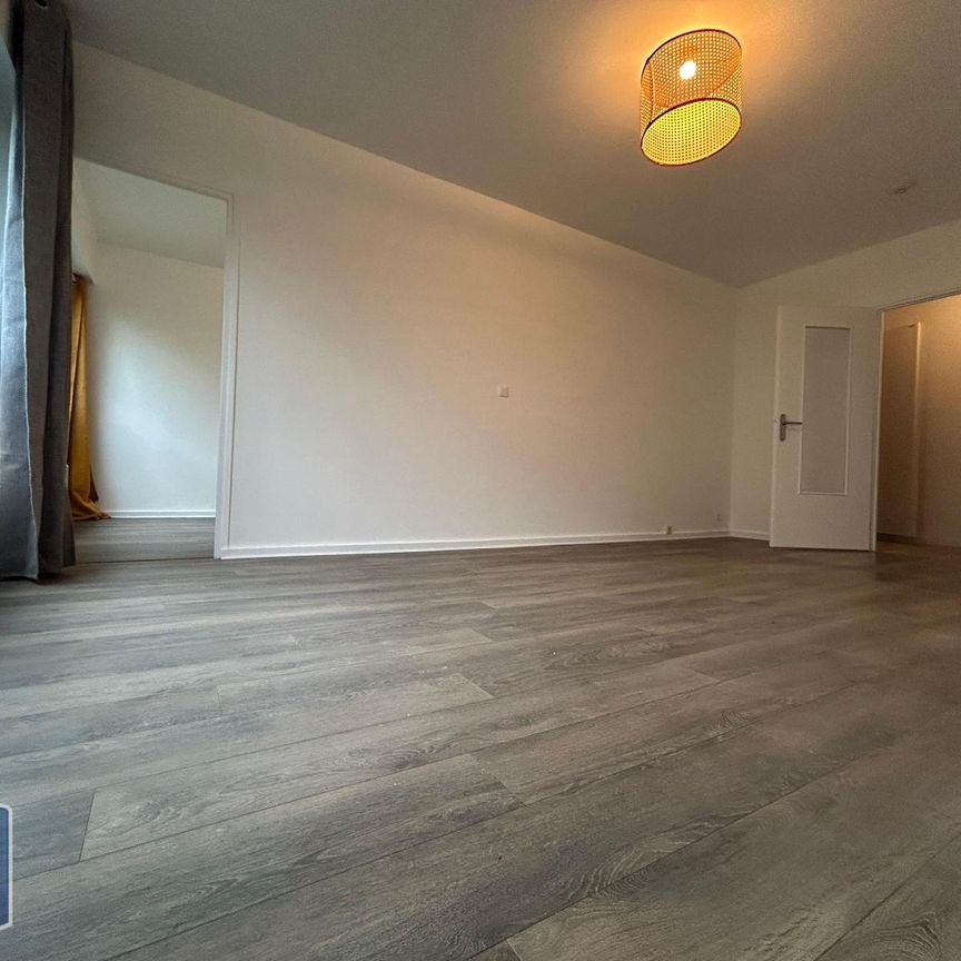 Location Appartement 2 pièces 51m² LAMBERSART 59130 - Photo 1