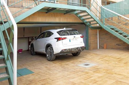 Luxury House for rent in Madrid, Autonomous Region of Madrid - Photo 3