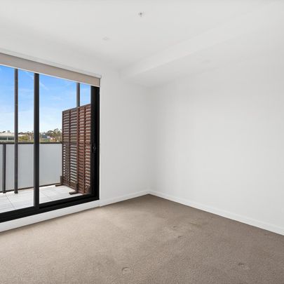 $640 per week - Photo 1