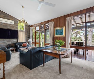 Tranquil Family Retreat in a Leafy Setting - Photo 5