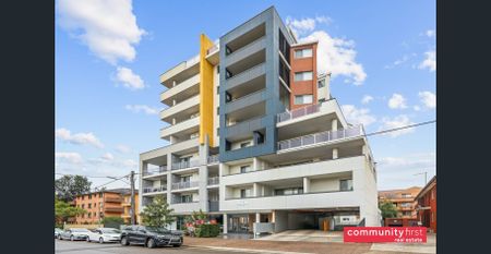 Luxurious Apartment Living - Photo 2