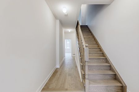 For Lease - 220 Tennant Circle, Vaughan, Ontario - Photo 4